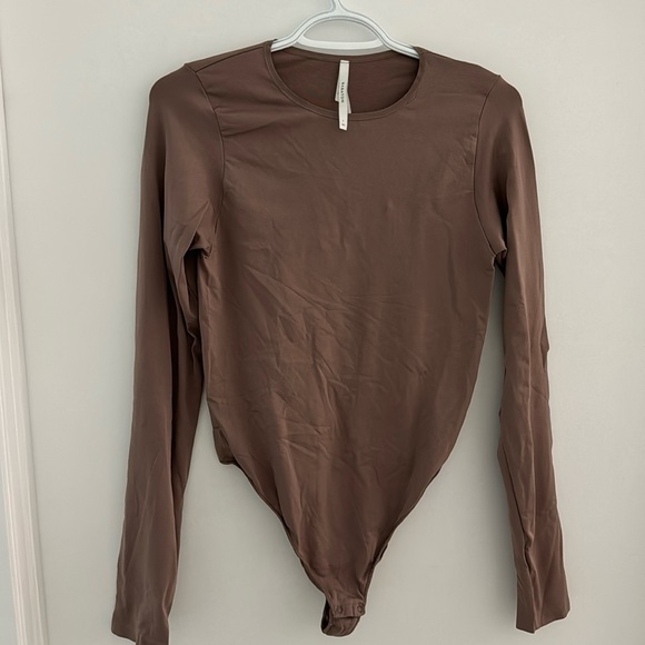 Artizia Babaton Long Sleeve Bodysuit with Thong Back - Picture 1 of 3